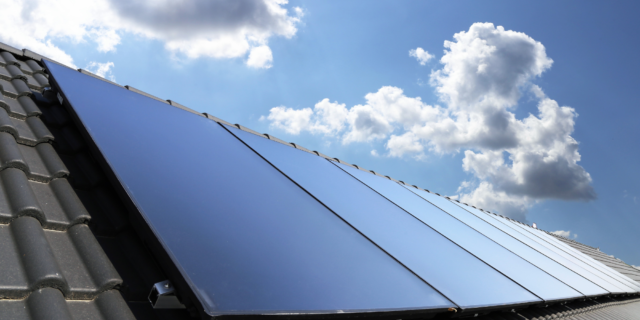 家庭用ソーラー発電機を備えている家庭の割合